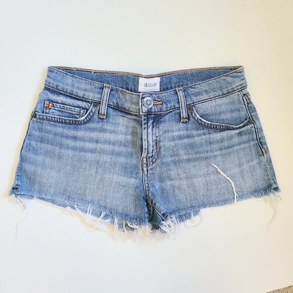 Hudson Jeans Kenzie Frayed Hem Cutoff Light Blue Defy Wash Denim Shorts Size 24 - Picture 2 of 9